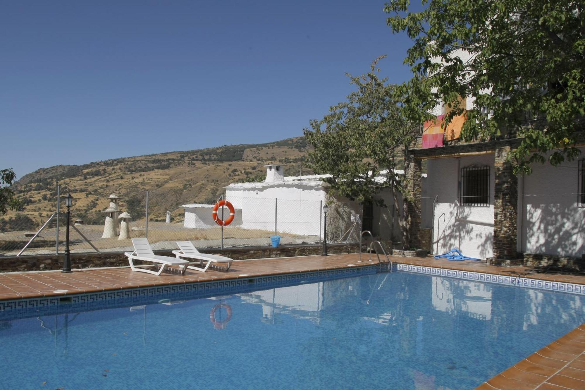 Hostal Rural Poqueira Capileira Bagian luar foto